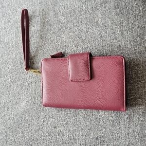 𝅺faux Leather Burgandy Big Wristlet Wallet
